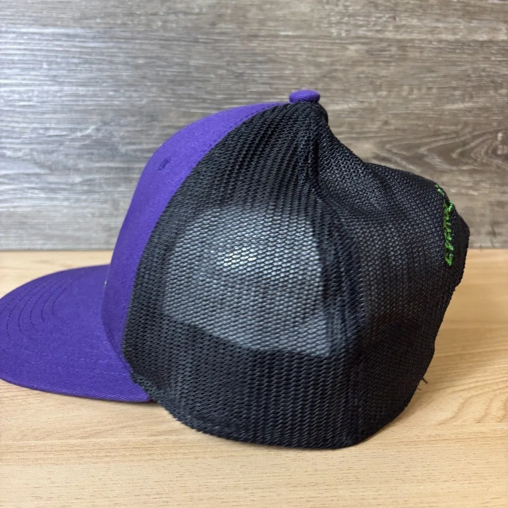 Everglades Isle Hat Cap Snap Back Purple Black Adjustable Mens